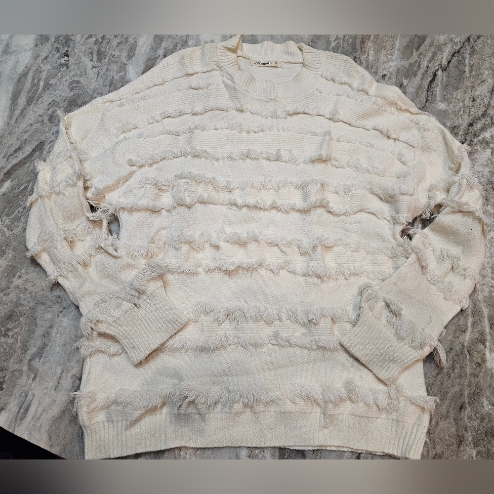 AND THE WHY Cream Fringe Textured Sweater Women S/M Boutique Soft Knit Pullover